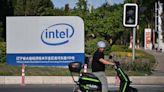 Will Intel’s AI And Foundry Bets Reverse The Stock’s 38% Slump This Year?