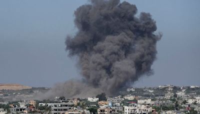 Tropas israelíes ocupan centro de Rafah en Gaza