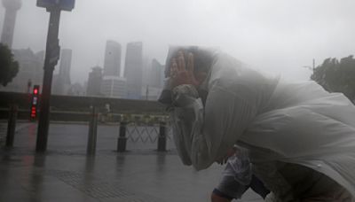 Typhoon Bebinca slams Shanghai, China, sparking evacuation of more than 400,000 people