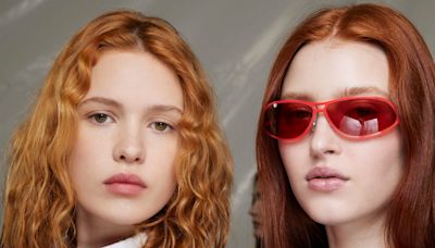 How To Style Your Frizzy Hair, Without Using Straighteners