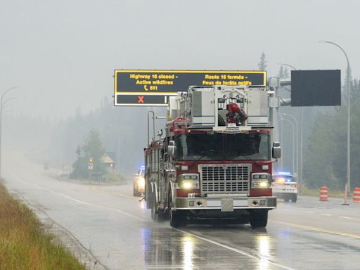 Jasper wildfire live updates: Cool temperatures, rain lead to 'minimal' fire activity | Trudeau, Smith discuss fire battle