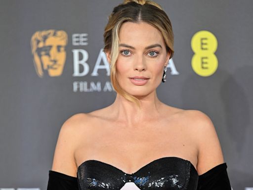 Margot Robbie 'seemed very happy' during early stages of pregnancy but kept it to herself on set