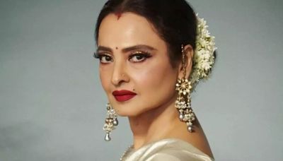 IIFA 2024: Rekha To Take Over Stage With 22-Minute Dance Performance. Deets Inside