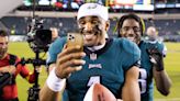 Philadelphia Eagles at Houston Texans: Predictions, picks and odds for NFL Week 9 matchup