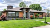 Contemporary facelift refreshes 1960s ranch home in Hershey: Cool Spaces