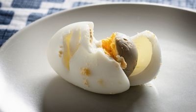 Say Goodbye To Green Yolks With This Simple Trick