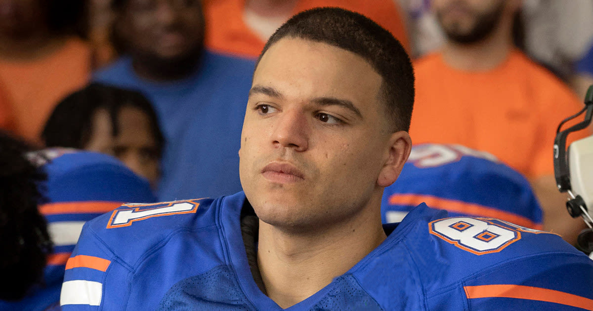 'American Sports Story' re-examines the rise and fall of NFL star Aaron Hernandez