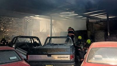 Zapopan: Se incendia taller eléctrico en Zapopan