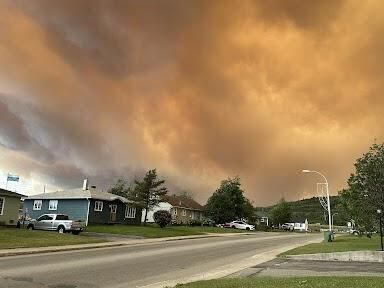 Labrador West hospital closed and evacuated as thousands flee from nearby wildfire