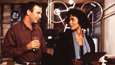 Kevin Costner fought for Whitney Houston's a cappella moment in 'The Bodyguard'