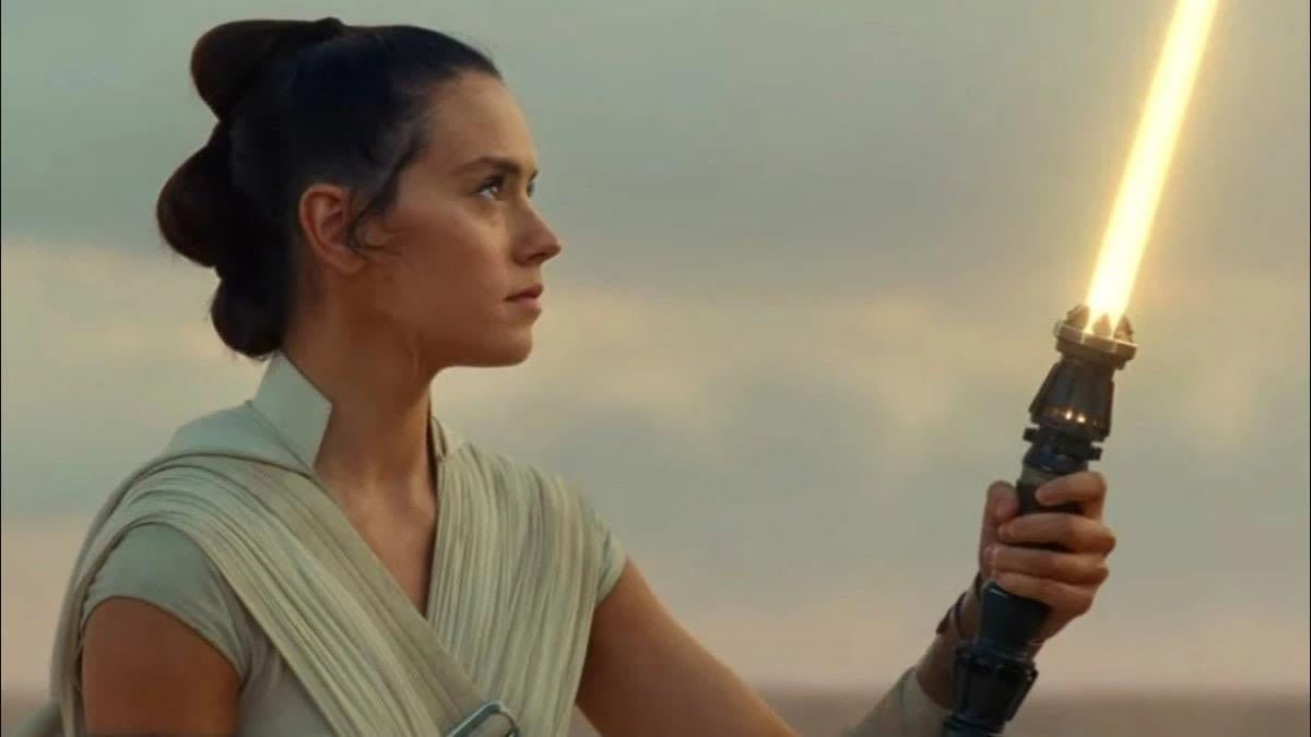 Star Wars: Rey Movie Director Addresses Fan Outcry