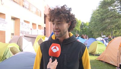 Cientos de jóvenes acampan en la Universidad Complutense de Madrid para exigir "al Gobierno que rompa sus vínculos con Israel"