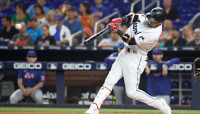 Miami Marlins working on trade that would send 2B Luis Arraez to the San Diego Padres