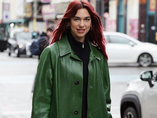 Dua Lipa’s mini jersey dress is peak cool-girl