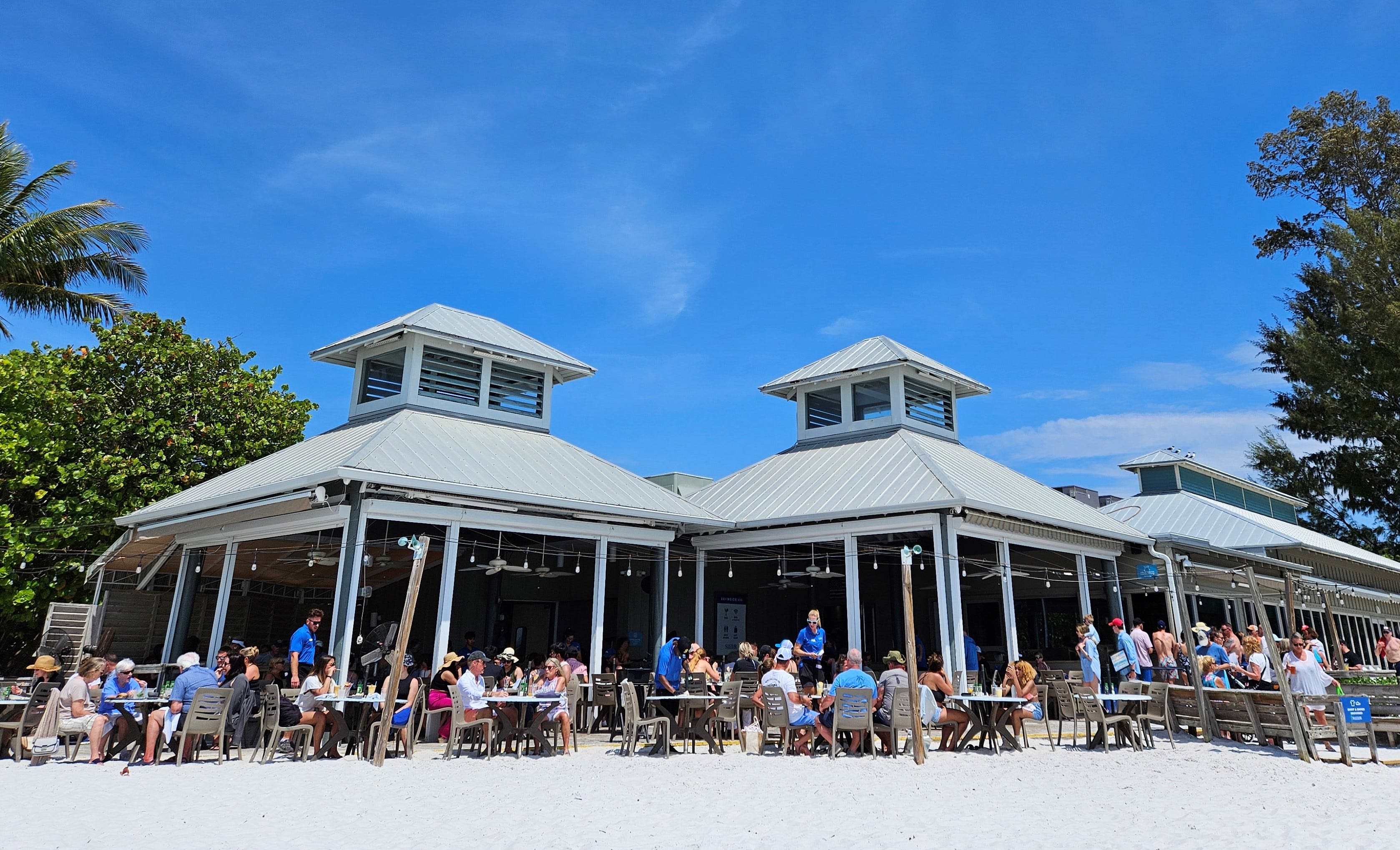 6 Sarasota area restaurants open, 3 sold, 2 permanently closing, 2 named among U.S. best