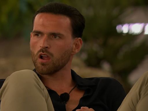 Love Island viewers pray Ronnie makes it to Movie Night