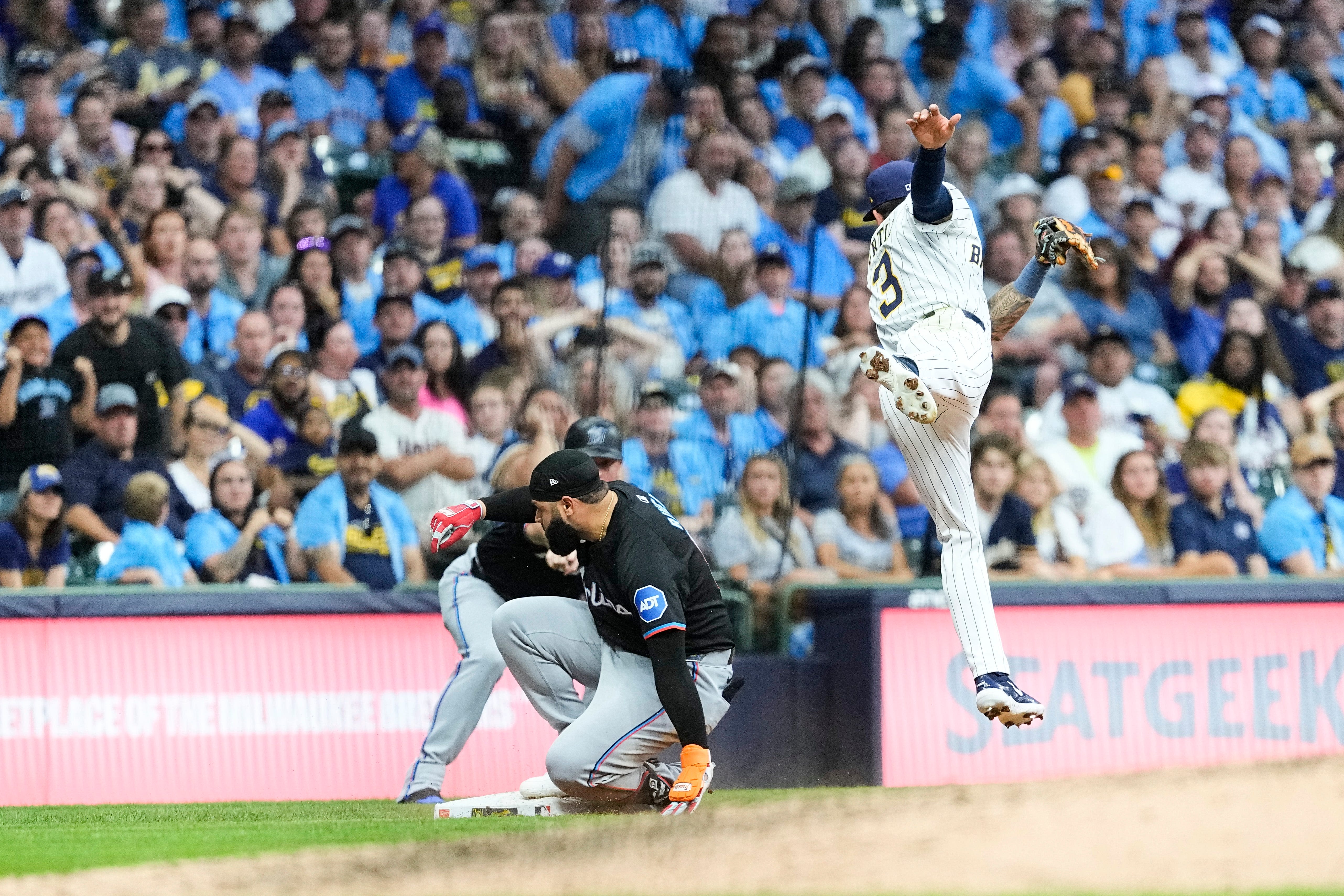 Marlins 7, Brewers 3: Another bad night against a bad team