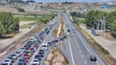 La operación salida por el puente en Madrid colapsa la A-3 en sentido València