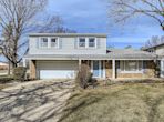 120 Ambleside Rd, Des Plaines IL 60016