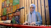 Ghaliaa Chaker, chanteuse syrienne qui veut inspirer d'autres femmes voilées