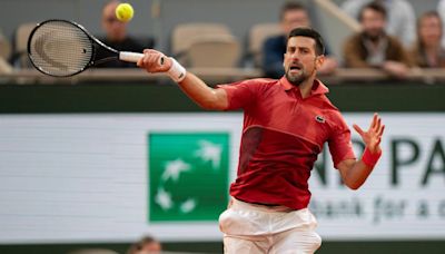No habrá defensa del título en París: Djokovic abandona y un joven tenista italiano será el número uno del mundo