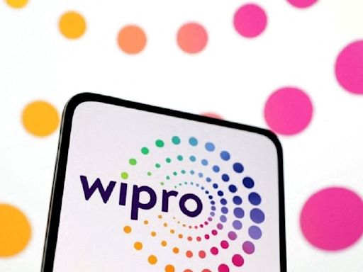 Wipro shares fall over 8% after poor Q1 results. Should you buy or sell?