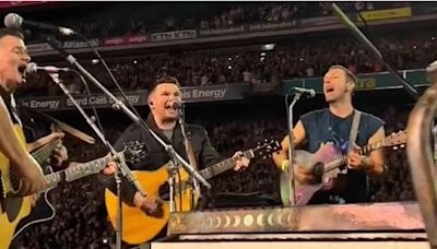 Aslan joins Coldplay at Croke Park to perform ‘Crazy World'