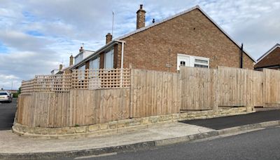 'Slapdash' fence which 'caused blind corner' finally gets planning green light