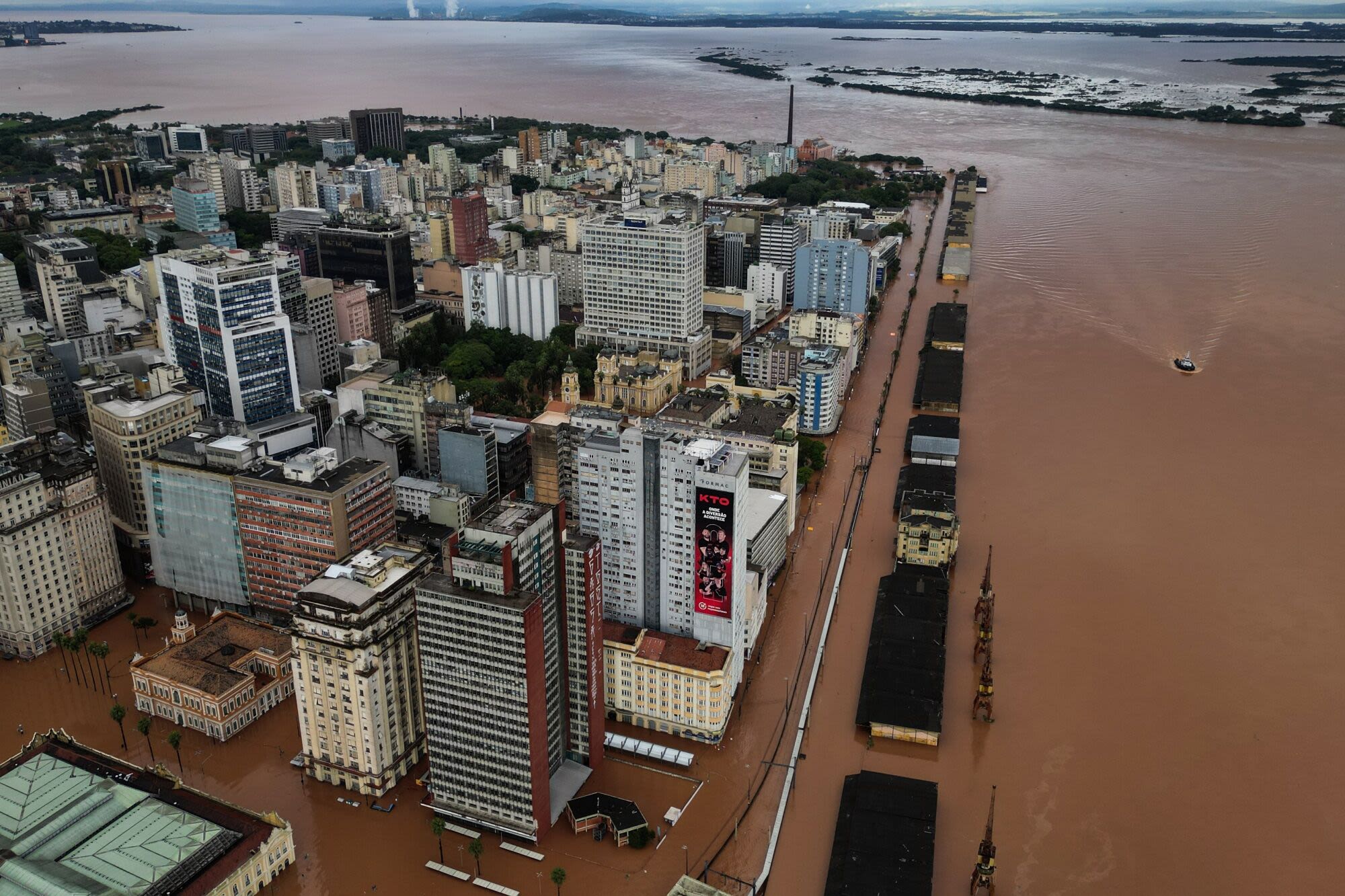 Lula Visits Southern Brazil With Dozens Missing in Floods