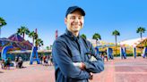 Toma aire antes de saber cuánto gana un empleado de mantenimiento en Disneyland California