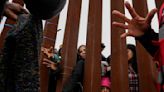 Biden ‘cierra’ a migrantes la frontera de Estados Unidos con México