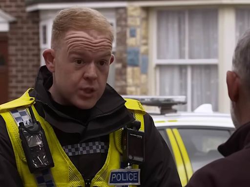 Corrie fans left livid by 'insulting' Craig Tinker police blunder