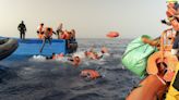 Unos piratas asaltan una misión de rescate de inmigrantes