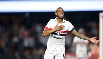 São Paulo supera Red Bull Bragantino e se aproxima dos líderes do Brasileirão | GZH