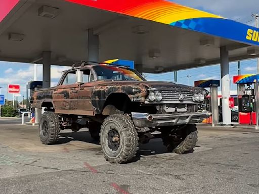 Philadelphia car shelter turns jalopies into Mad Max-style vehicles