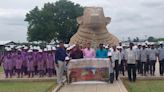 Students get an insight into architectural heritage of Lepakshi temple