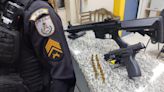 Exército reduz número de armas que PMs podem ter em casa | Brasil | O Dia
