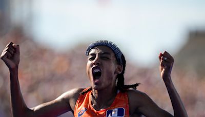 Paris 2024: Sifan Hassan wins women's marathon to complete one of the greatest Olympic performances ever