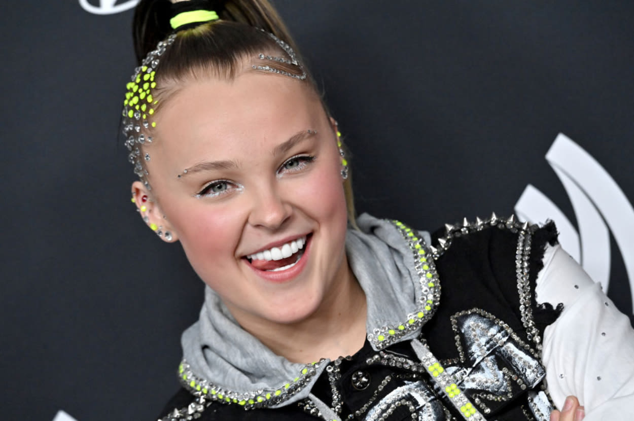 JoJo Siwa Shared A Video Celebrating Her 21st Birthday, And People Were A Little Confused