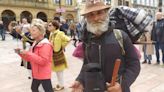 El auge del Camino Primitivo incrementa notablemente los peregrinos que pasan por Oviedo