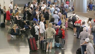 Air travel is getting worse. That's what passengers are telling the U.S. government