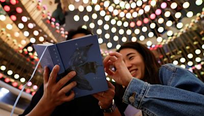 Los libros de la Premio Nobel Han Kang vuelan de las librerías en Corea del Sur