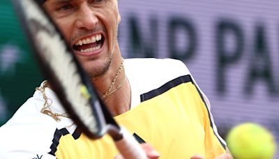 Zverev avanza a tercera ronda de Roland Garros