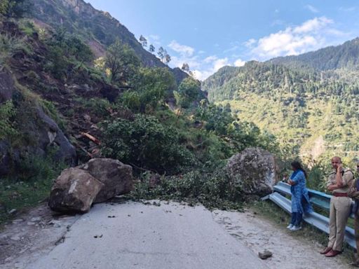 Himachal: Blocked due to landslide, NH-5 reopens after 4 hours