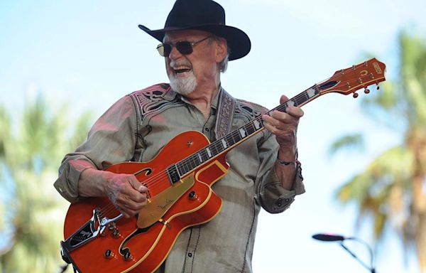 Rock 'n' roll guitar legend Duane Eddy dies at 86