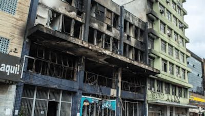 Incendio en hotel de Porto Alegre deja un saldo de 10 muertos