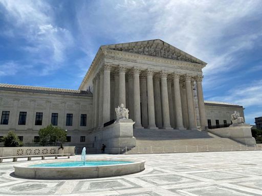 Analysis-US Supreme Court divisions expected to be exposed as final rulings loom