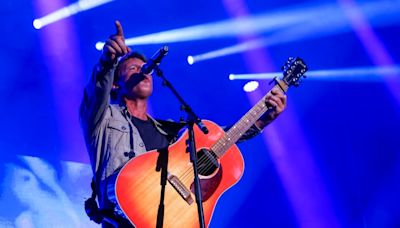 James Blunt enamora al Poble Espanyol de Barcelona con su actuación en el festival Alma