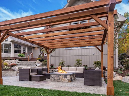 35 Fire Pit Ideas to Completely Transform Your Outdoor Space