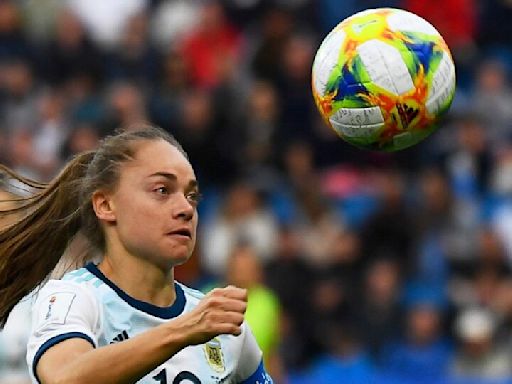 Selección femenina: la AFA desmitinió los dichos de Estafanía Banini | La futbolista había expresado que no se les pagó por participar del Mundial 2023